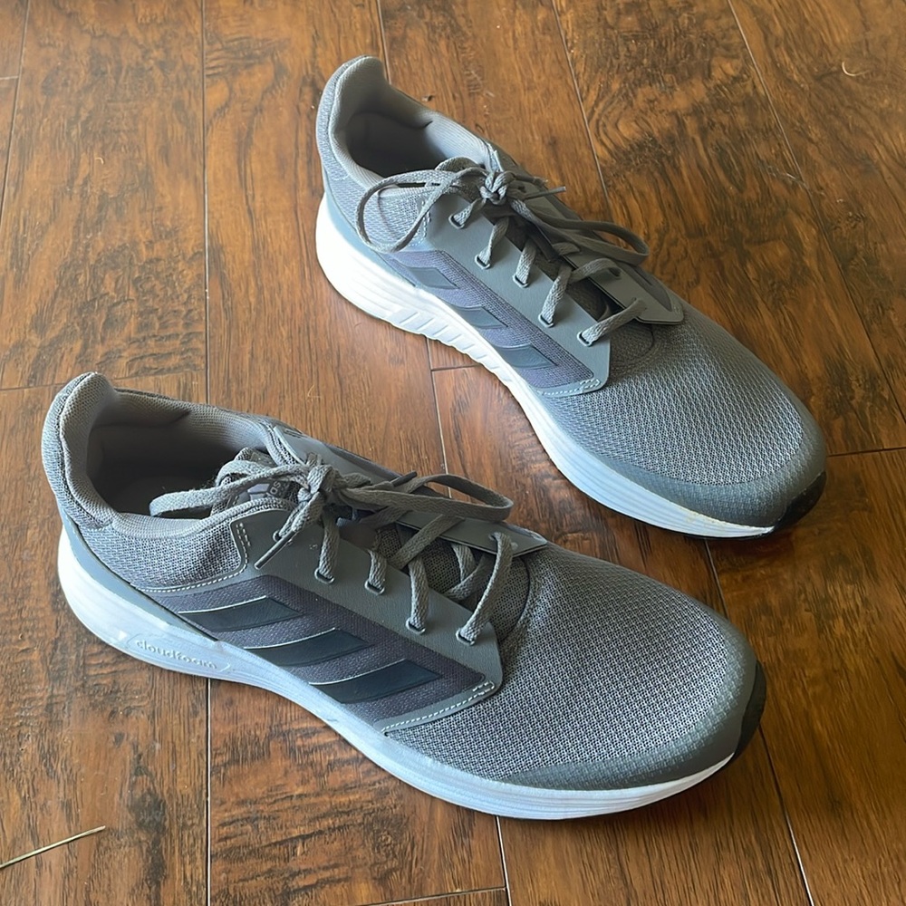 NWOT Adidas Men's Galaxy 5 Running Shoes